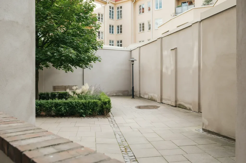 renovering av innerg rdsmurar och g ngytor i lorensberg johanneberg